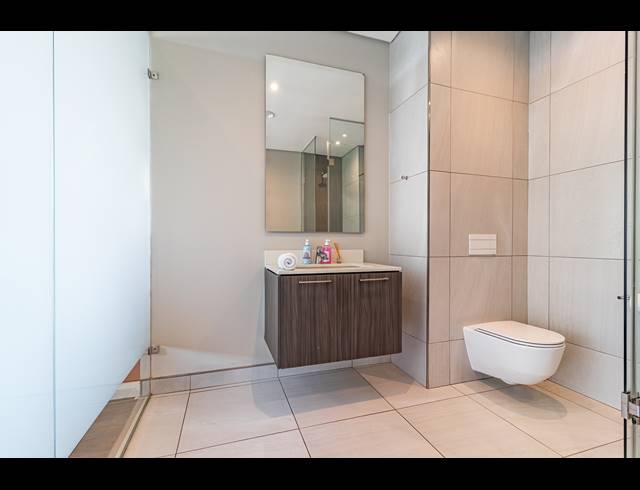 1 BEDROOM APARTMENT FOR SALE IN MENLYN
